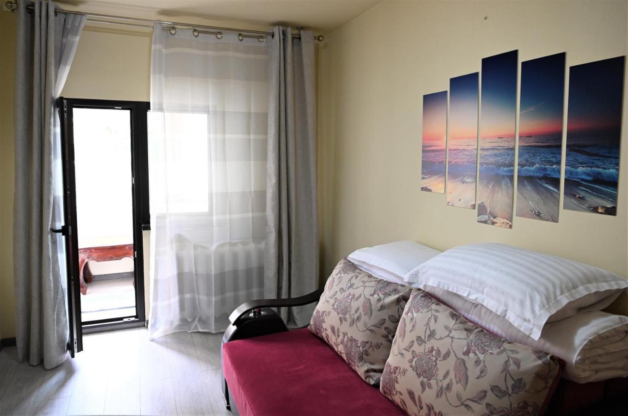 Marin Hotel Apartment Brasov Luaran gambar