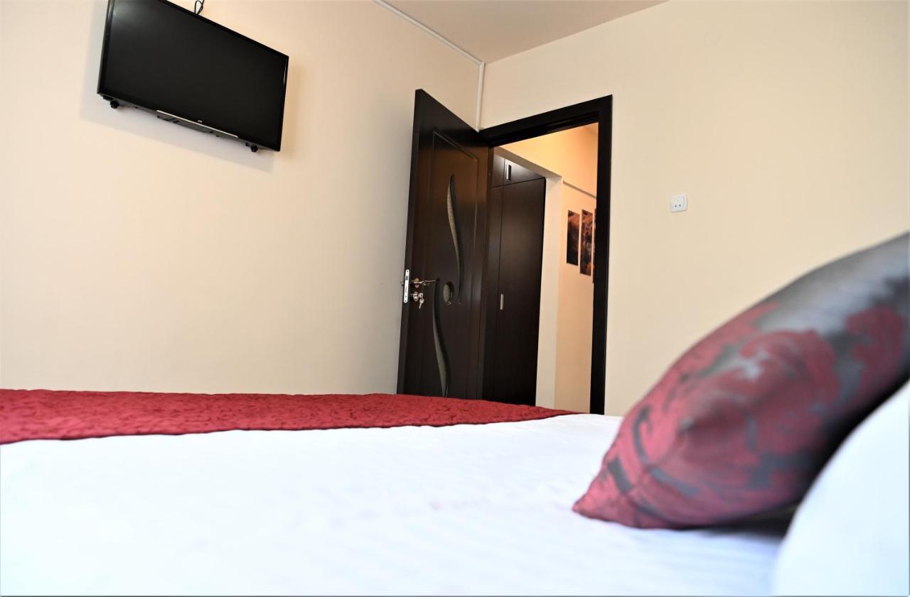 Marin Hotel Apartment Brasov Luaran gambar